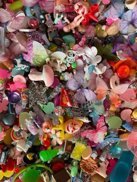 Fairy Trinket Crow Confetti Mystery Scoop