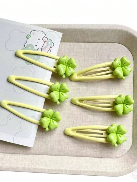 clover hairclips