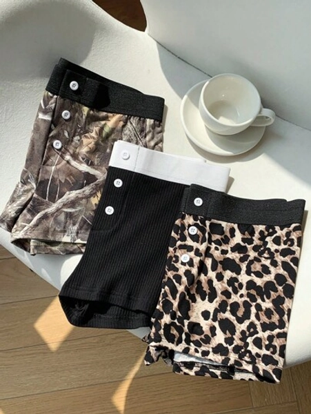 Comfortcana Plus Size Leopard Print + All-Over Print + Black Button Casual Shorts