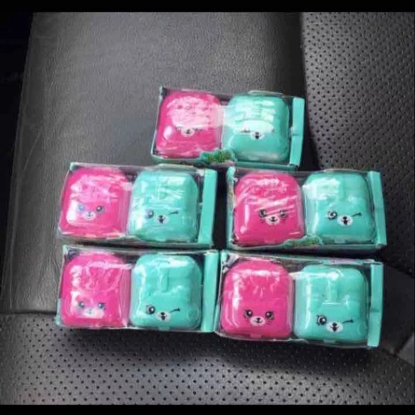 Shopkins Season 5.  5 packs. Sealed.