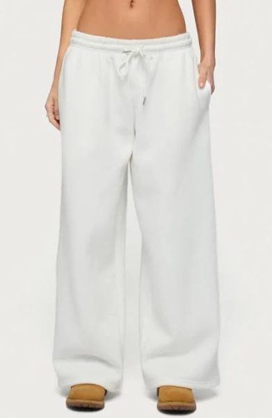 Edikted Women's Petite Kamari Low Rise Wide Cotton Sweatpants