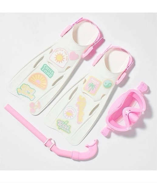 🌊🫶🏼😍🎀 | Summer bag essentials, Kids snorkel set, Girly christmas gifts