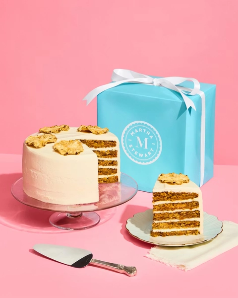 Martha's Hummingbird Cake (9")
