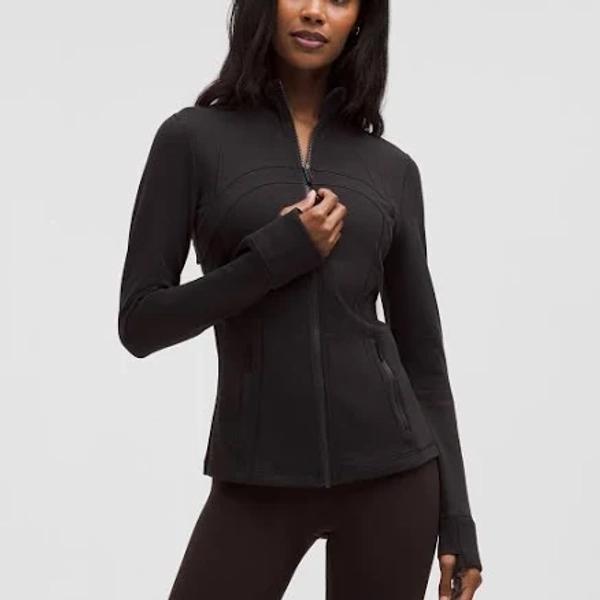 Lululemon Women's Define Jacket in Luon