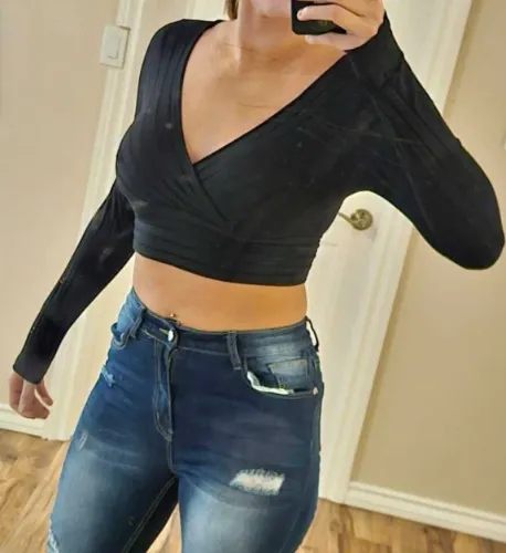 Firerie Women Spring Tops Surplice Neck Rib-Knit Crop Tee