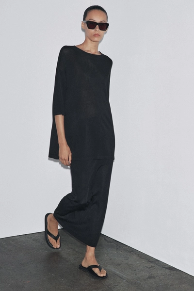 OVERSIZED PLAIN KNIT TOP