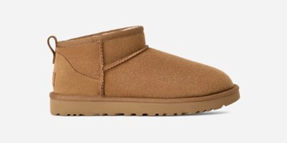 UGG® Classic Ultra Mini Boot for Women in Brown, Size 9, Twinface/Polyester/Leather
