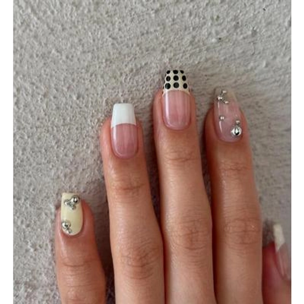 Freestyle French Press On Nails: Custom Gel Faux Acrylic Nails