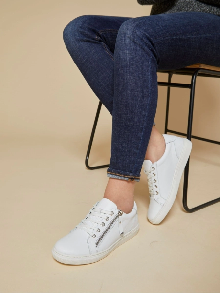 Jones Bootmaker White Standard Fit Side Zip Casual Trainers