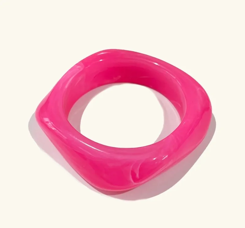 Avaria Acrylic Bangle