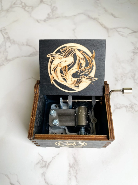 Avatar Music Box: The Avatar's Love Theme, Custom Engraved Birchwood