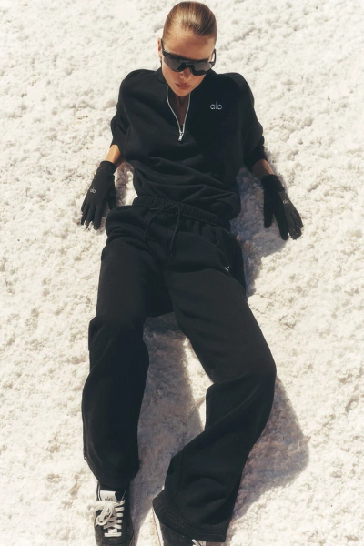 Accolade Straight Leg Sweatpant - Black