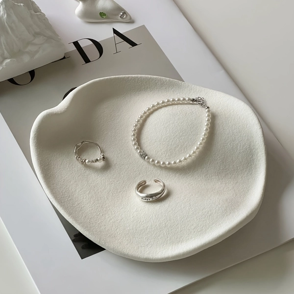 Стильная керамическая подставка для ювелирных изделий (Ceramic Jewelry Tray)