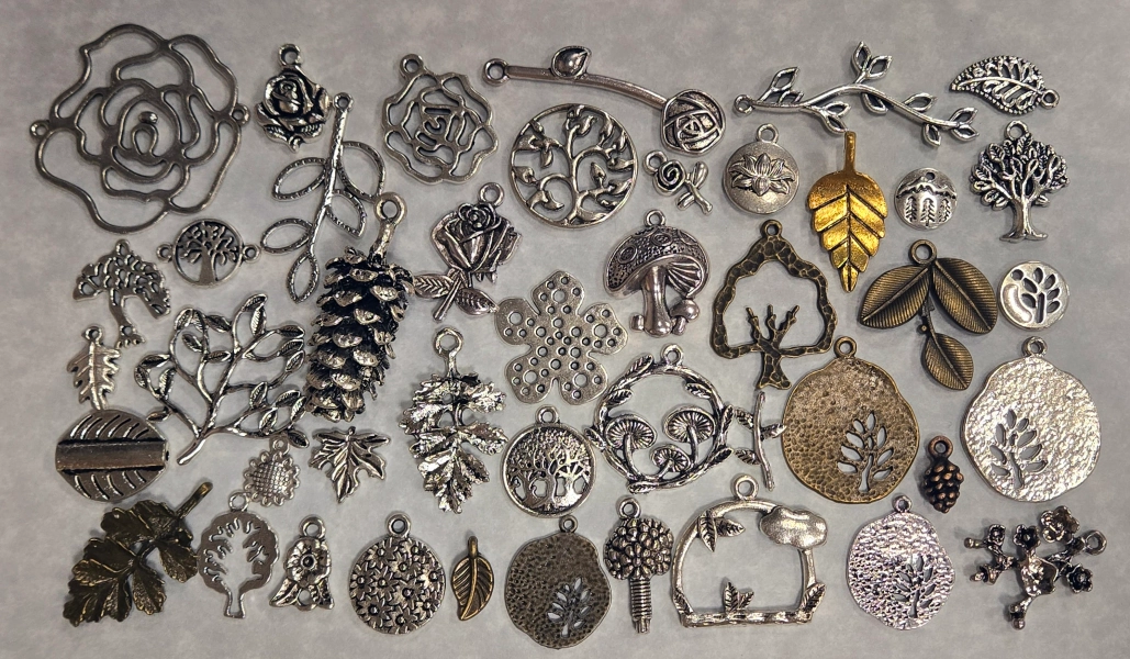 100 grams (Plants Themed) Mix Alloy Charm Lot Bulk Assorted Wholesale Priced Alloy Charms Pendants for Jewelry Making