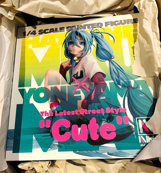Hatsune Miku 1/4 Figure Mai Yoneyama The Latest Street Style Cute Anime Toy New