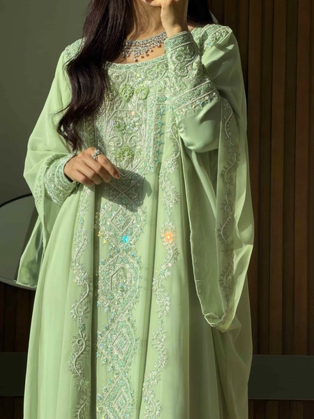 Farah Thoub - TAJ ALMAHA