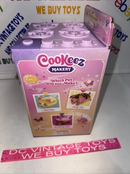 Cookeez Makery Sweet Treatz Oven Playset