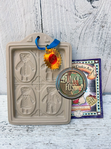 Vintage 1995 Bear Family Album Brown Bag Cookie Art Mold, Bear Cookie Mold, Brown Bag Cookie Art, Vintage Cookie Mold, Cookie Mold, 1995