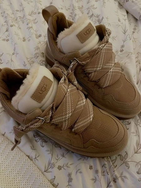 UGG Women's Lowmel Sneaker in 2025 | Fashion shoes, Casual shoes, Pretty shoes sneakers