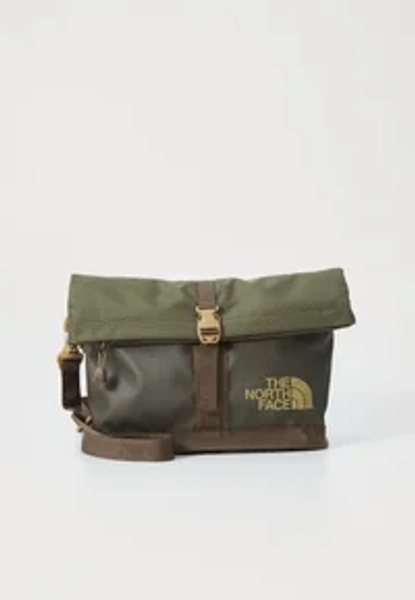 BASE CAMP SHOULDER BAG UNISEX - Cross body bag - new taupe green/smokey brown/utility brown