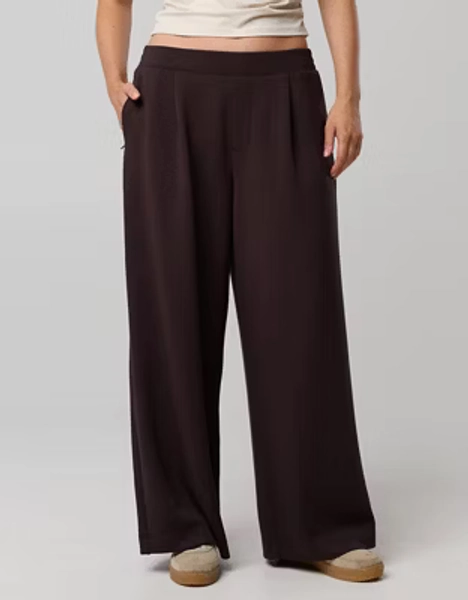 OFFLINE By Aerie ChillUp Trouser