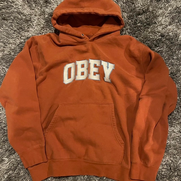 Sick Obey Heavyweight Hoodie
no stains | great...