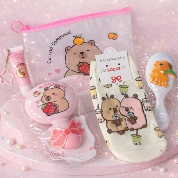 Cute Bags with Socks Portable Hair Brush Portables Mirror and Lipgloss with Keychain Adorable Bear Design
