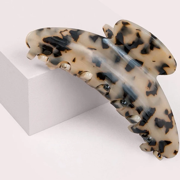 Vogue Claw Clip