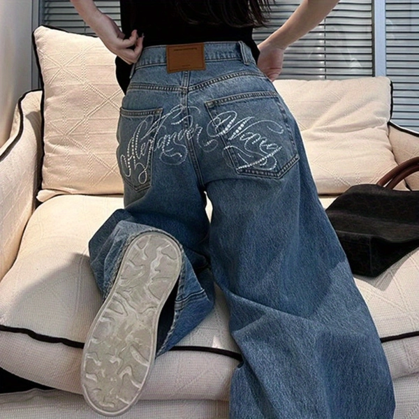 alphabet jeans for women; new design sense for summer; loose and floor-length pants for a niche audience