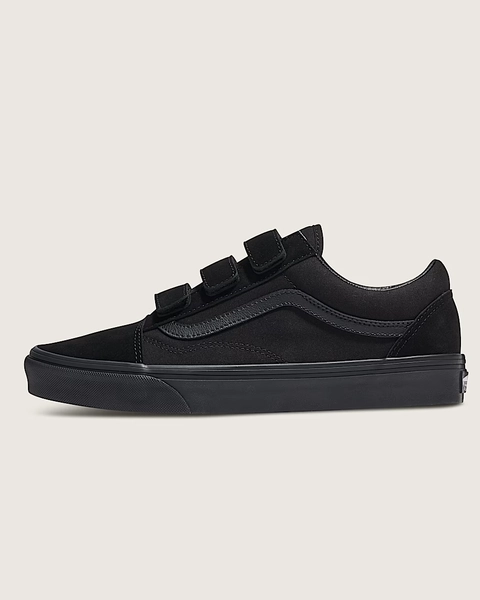 Old Skool V Shoe in Black | Vans
