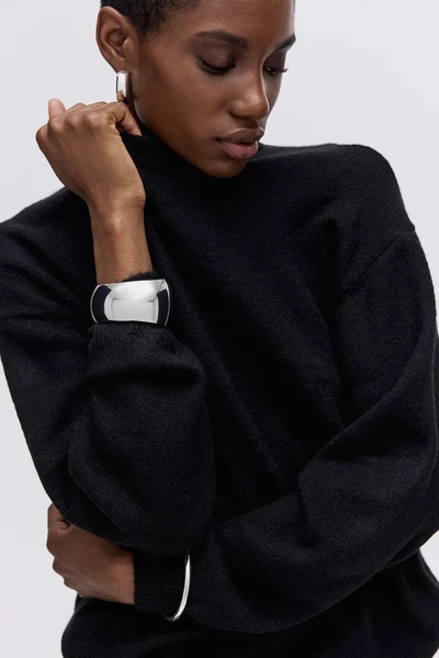 Knitted jumper