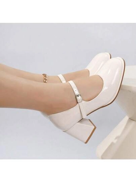 White Round-Toe Chunky Heeled High Heels For Women, Patent Leather Glossy Material, Wide Foot Strap Buckle Design, Retro And Fashionable, Stable Chunky Heels, Long-Lasting Wear, Suitable For Workplace And Daily Occasions - Size CN41