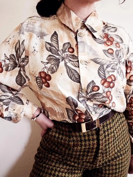 Vintage 90s yellow cherry & text print unisex oversize shirt top