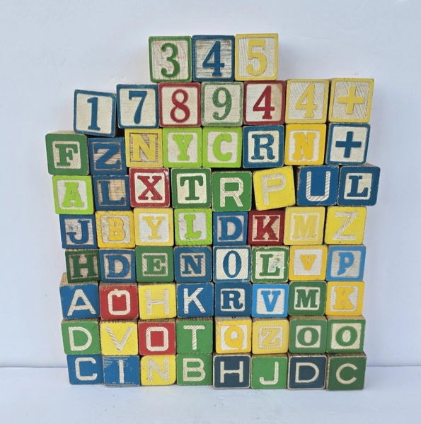 66 WOODEN BUILDING BLOCKS Vintage Toy Children Alphabet Letters Numbers Wood LOT