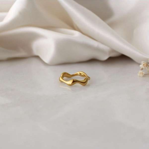 Fav Wavy Irregular Gold Ring - Minimal Curve Wave Ring, Abstract Ring, Stackable Gold Ring, Everyday Statement Ring, Jewelry Gift, Gift For Her