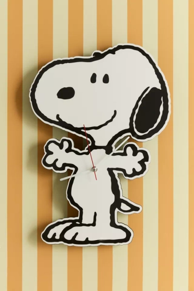 Peanuts Snoopy Figural Wall Clock