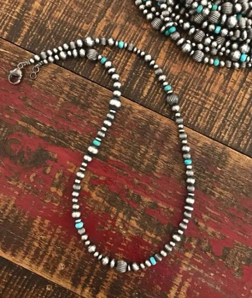 Calli Co. Women's Fort Worth Blue Turquoise Necklace