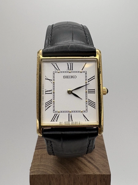Seiko Tank Style Roman Numeral Analog Gold Tone Vintage Watch 7N00-5C70 New Batt