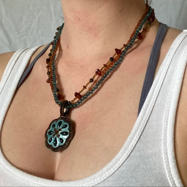 (repop) Absolutely stunning vintage necklace, it’s...