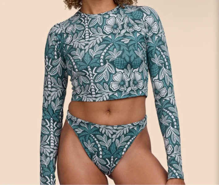 Moana Long Sleeve Cropped Rashguard