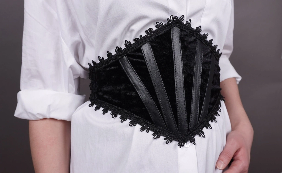 Black velvet corset Belt