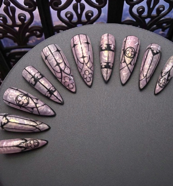 Pearly Cathedral Stained Glass Press-on Nails