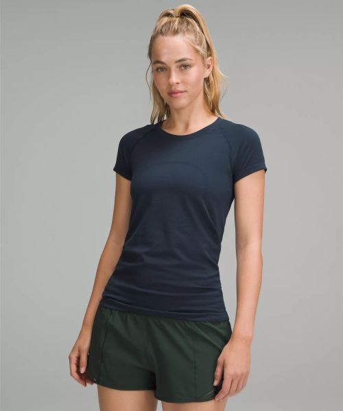 Swiftly Tech Short-Sleeve Shirt 2.0 *Hip Length 