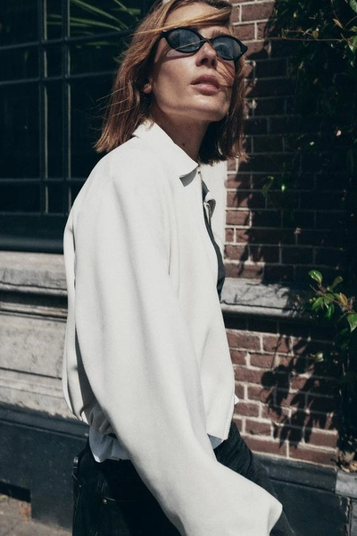 PUFF-SLEEVE BOMBER JACKET