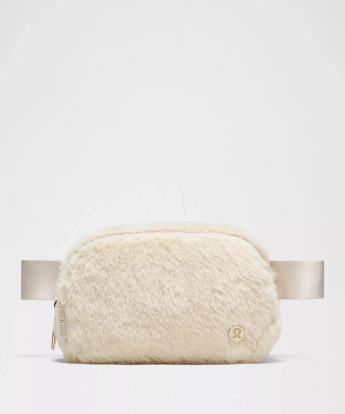 Everywhere Belt Bag 1L *Plush Fleece - Natural Ivory/Gold - ONE SIZE