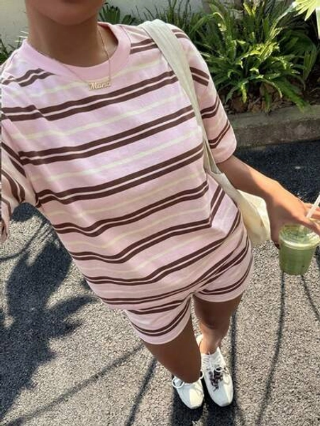 Muchica Casual Irregular Striped Print Round Neck Short Sleeve T-Shirt And Striped Shorts 2-Piece Set, Suitable For Spring/Summer, Vacation, Daily Wear - Size XL