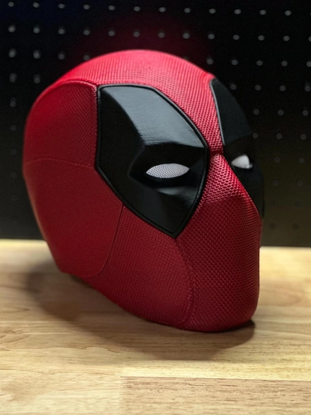 3D Printed Deadpool Cosplay Mask – High-Quality PLA Helmet
