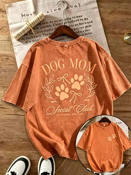 1pcsWomen's Vintage Washed Soft Anime & Dog Mom Graphic T-Shirt - Casual Loose Fit Short Sleeve Round Neck Top With Paw Print & Social Lettering, Spring Summer Pet Lover Apparel For Daily Commuting & Outings, Weekend Attire, Lightweight Tee, Comfortable Wear, Crew Neck Shirt180g-Summer Outfits For Women Shine Washed Cotton Tops Vintage Graphic Going Out Short Sleeve Tees