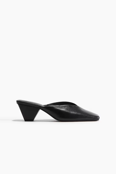 Cone-heel leather mules
