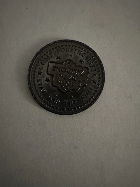 Showbiz Pizza - Chuck E Cheese Blue/Green Token